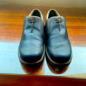 Merrell Realm Men’s Leather slip-on shoes